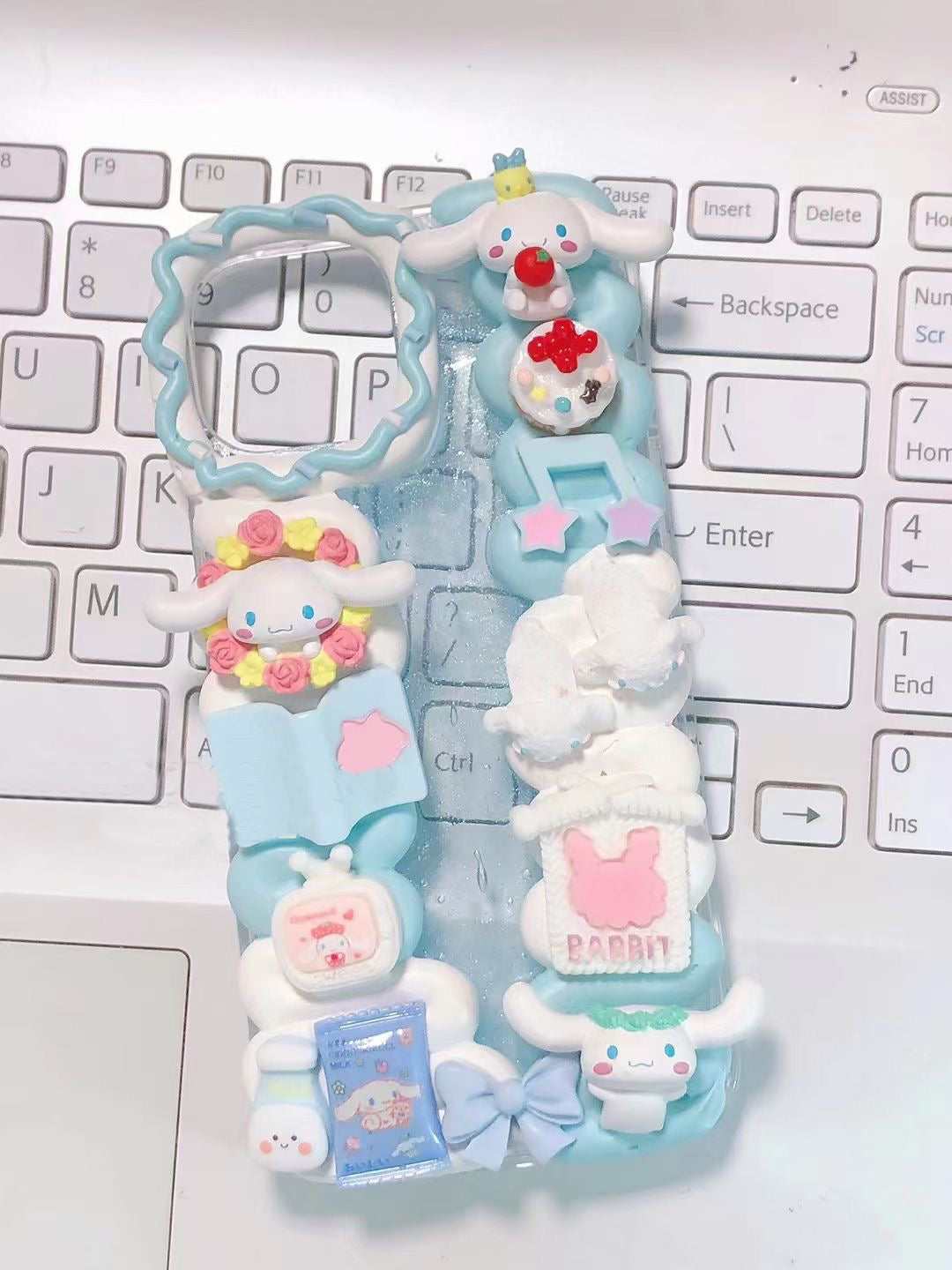 Cinnamoroll Sanrio  Decoden Handmade Custom Cream Phone Case for