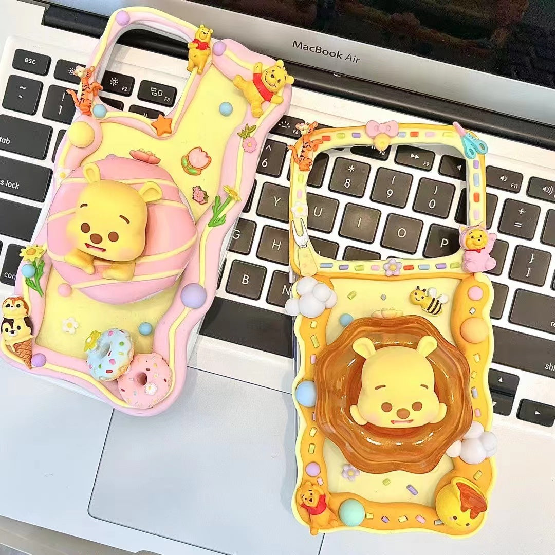 DISNEY WINNIE THE POOH AND FRIENDS iPhone 11 Case Cover