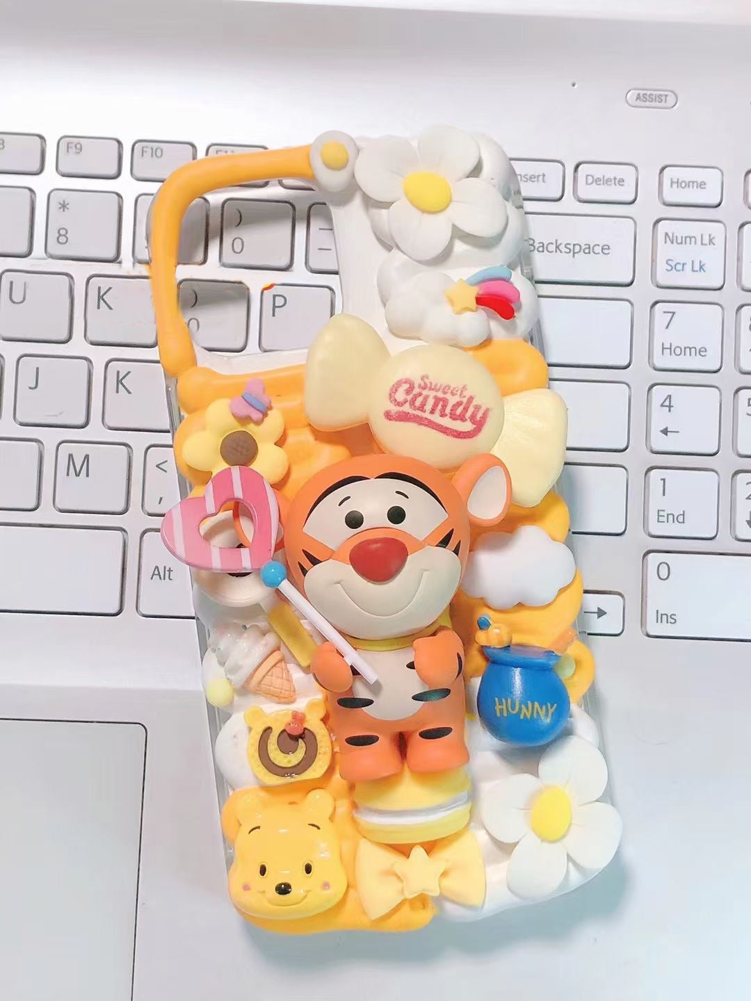 Disney Tigger | DIY Decoden Handmade Custom Cream Phone Case for iPhone Samsung | Phone Cover Accessories