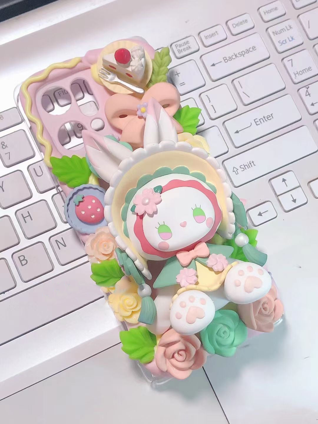 EMMA | Green DIY Decoden Handmade Custom Cream Phone Case for iPhone Samsung | Phone Cover Accessories