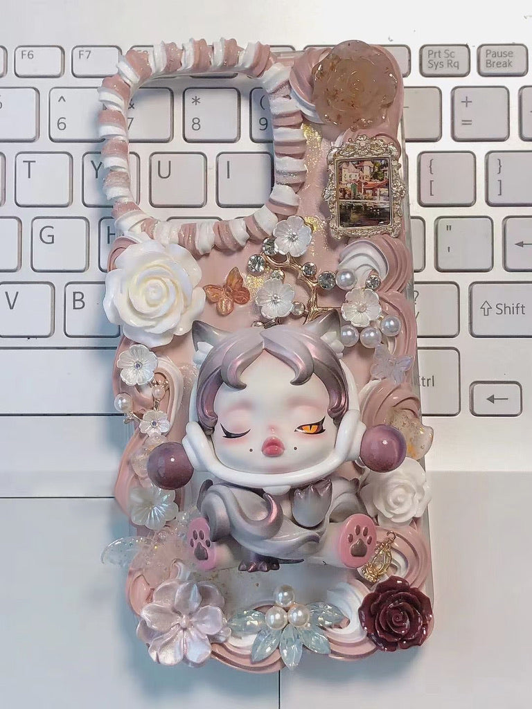 Skullpanda｜DIY Decoden Handmade Custom Cream Phone Case for iPhone Samsung | Phone Cover Accessories