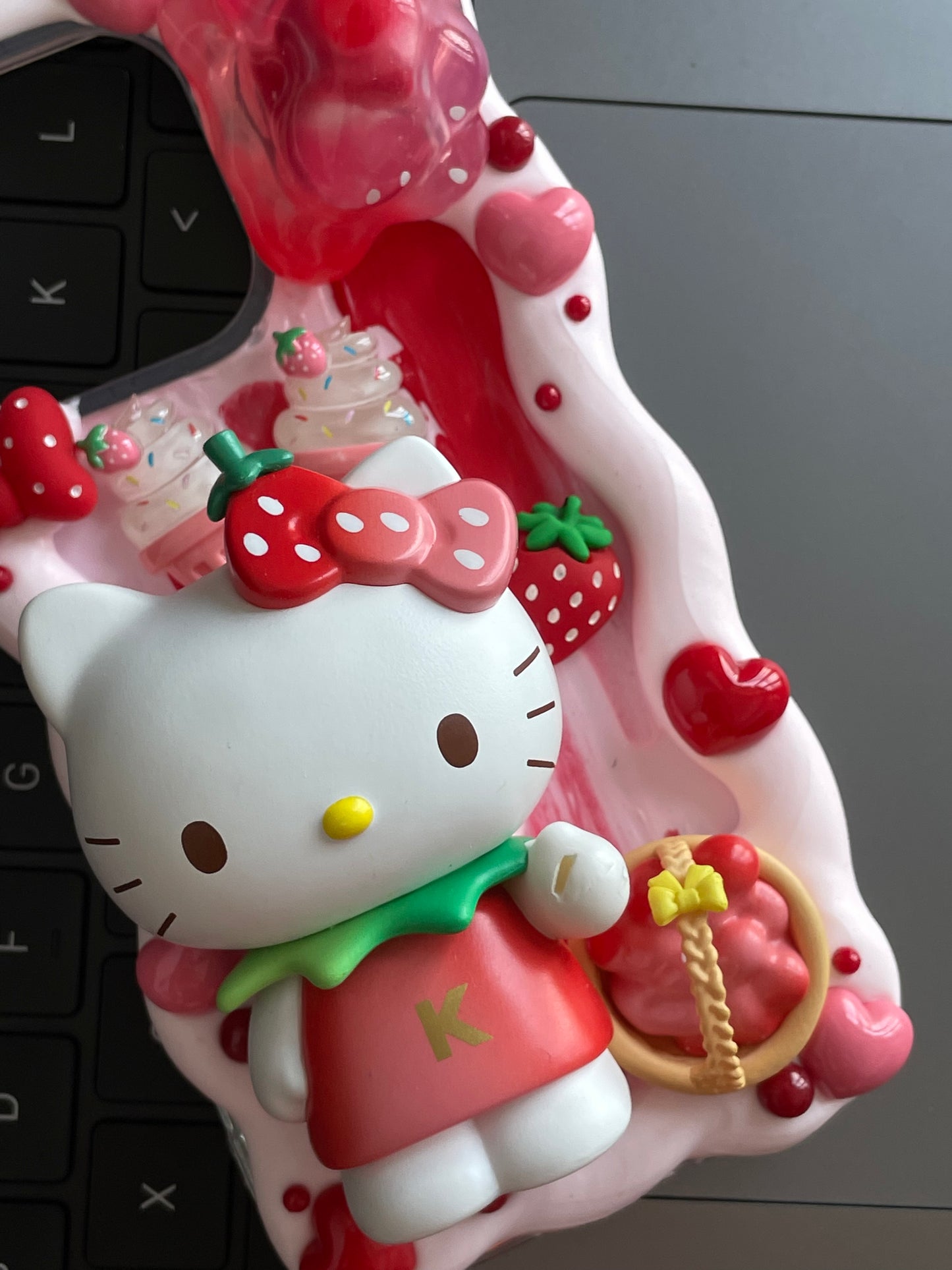 Hellokitty｜Red DIY Decoden Handmade Custom Cream Phone Case for iPhone Samsung | Phone Cover Accessories