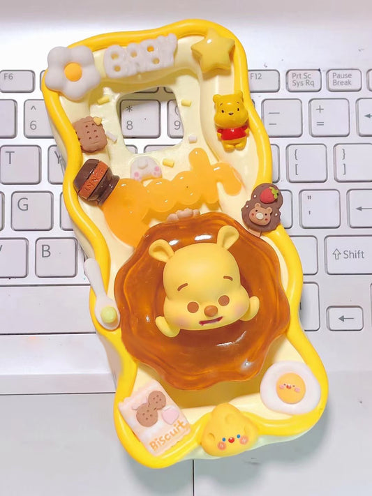 Winnie the Pooh｜ DIY Decoden Handmade Custom Cream Phone Case for iPhone Samsung | Phone Cover Accessories