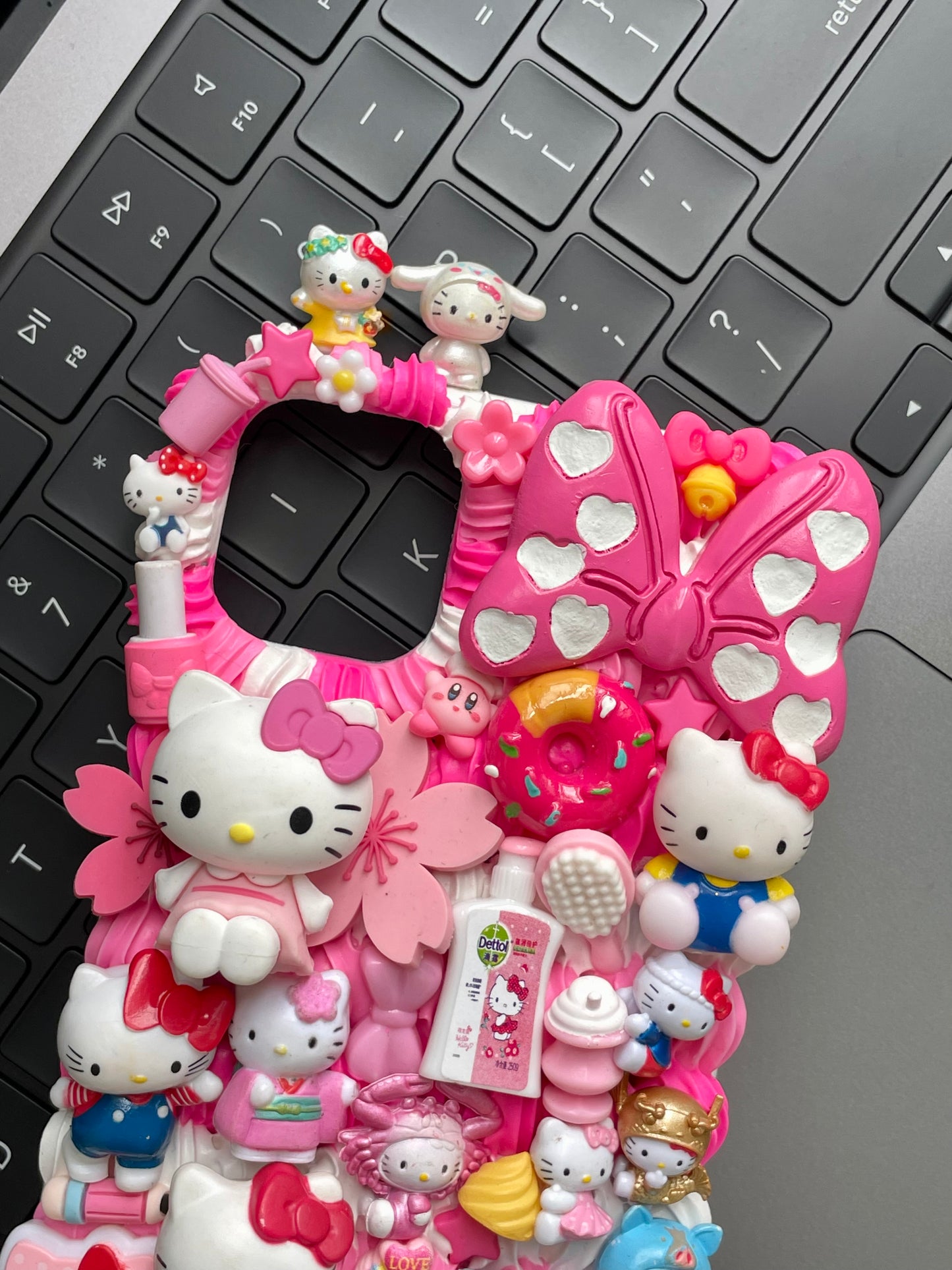 Hellokitty（Random hellokitty）|  DIY Decoden Handmade Custom Cream Phone Case for iPhone Samsung | Phone Cover Accessories