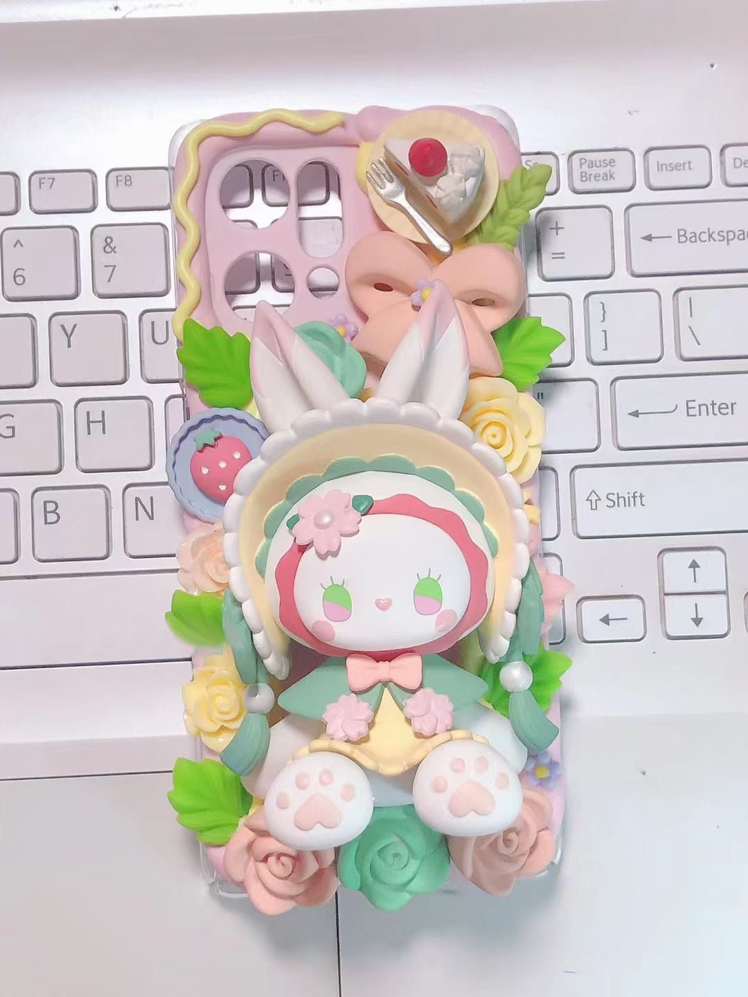 EMMA | Green DIY Decoden Handmade Custom Cream Phone Case for iPhone Samsung | Phone Cover Accessories