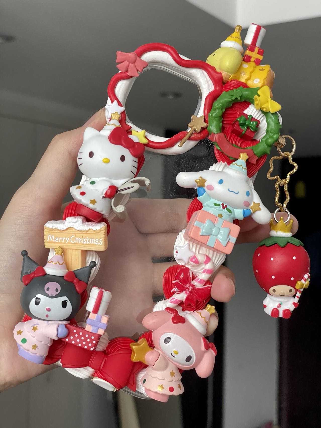 Sanrio |  Christmas DIY Decoden Handmade Custom Cream Phone Case for iPhone Samsung | Phone Cover Accessories